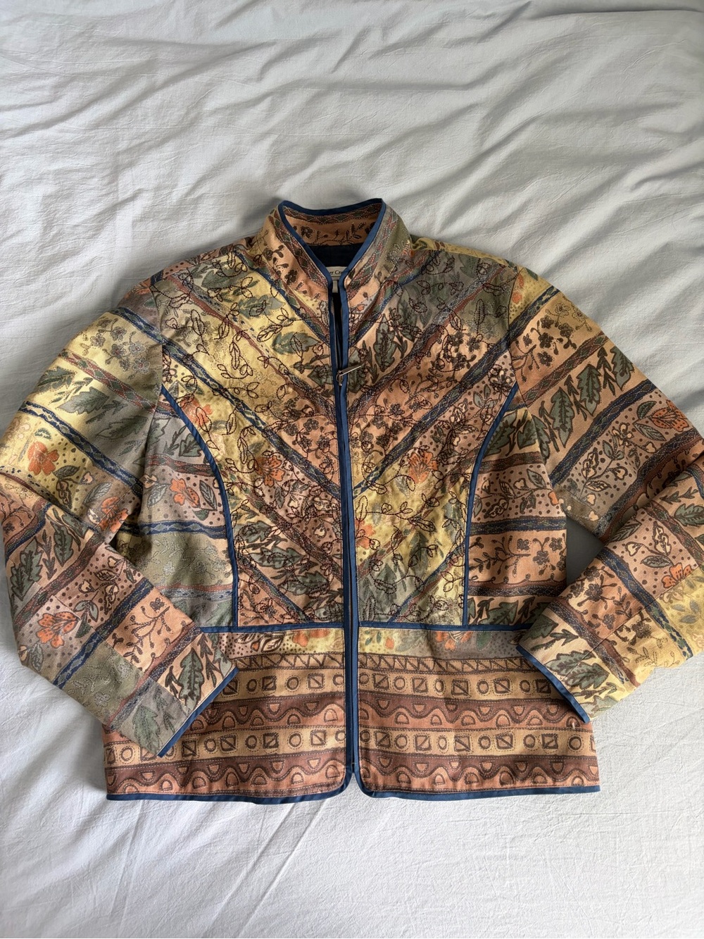Vintage Coldwater Creek Multicolor Printed Lightweight Jacket with Blue Trim
